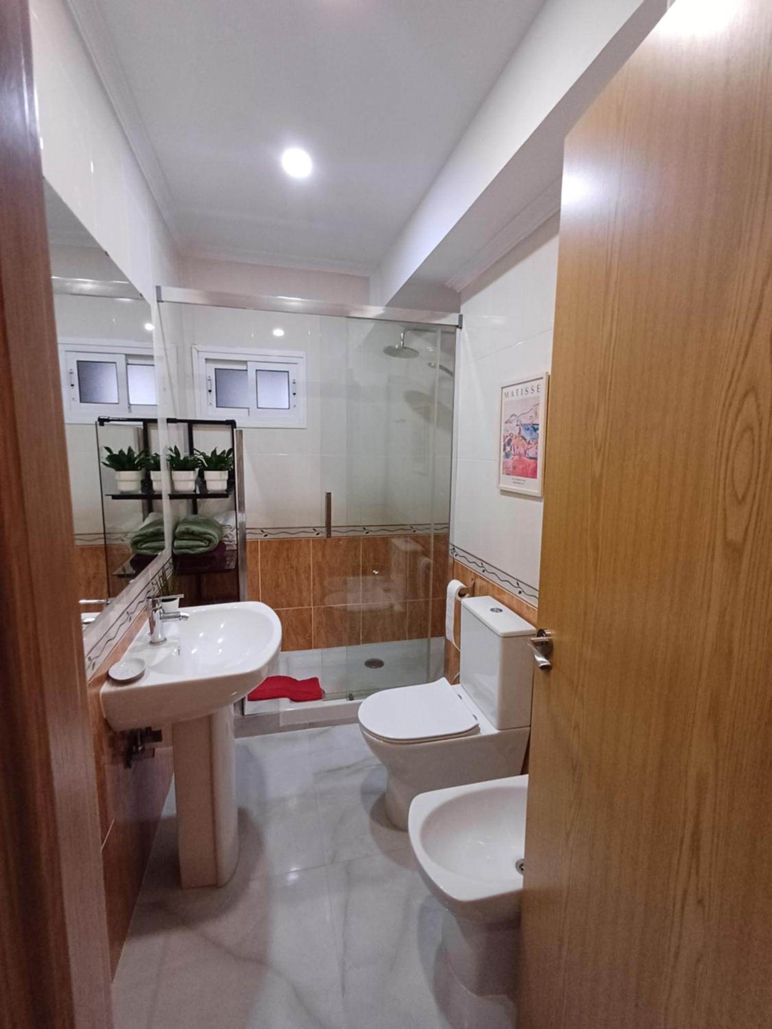 Matisse Apartment Севиля Екстериор снимка