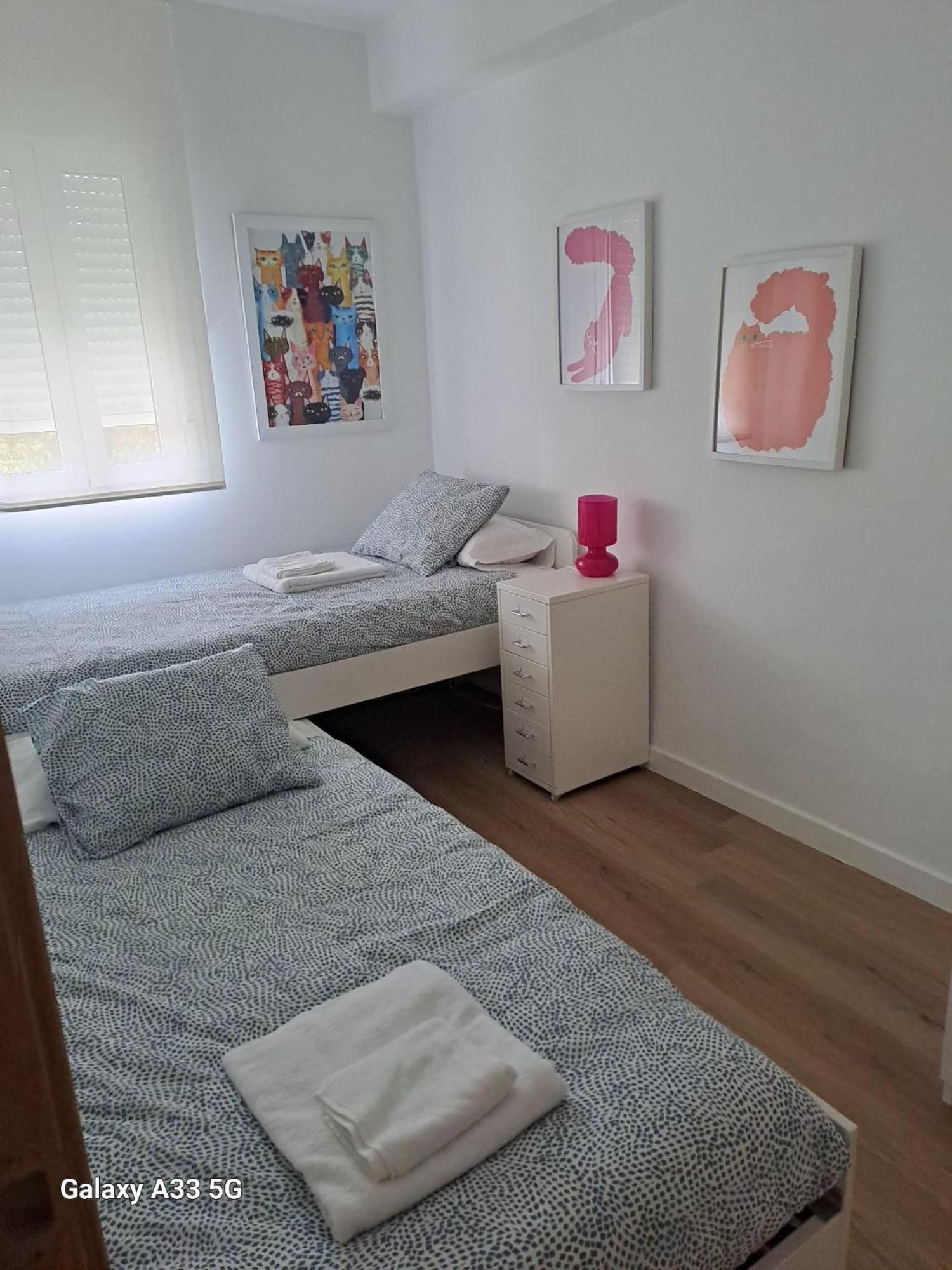 Matisse Apartment Севиля Екстериор снимка